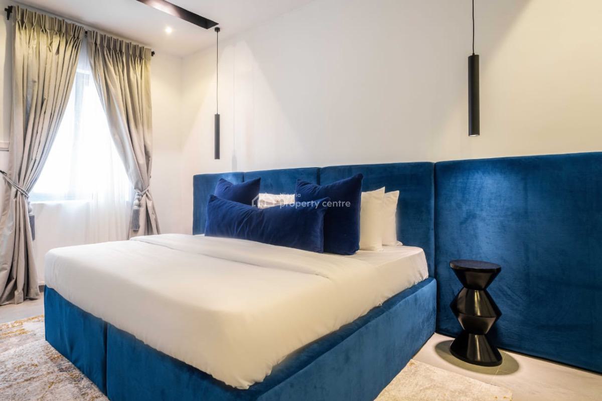 Comfy 2 Bedroom Apartment, Lekki Phase 1, Lekki, Lagos, Flat / Apartment Short Let