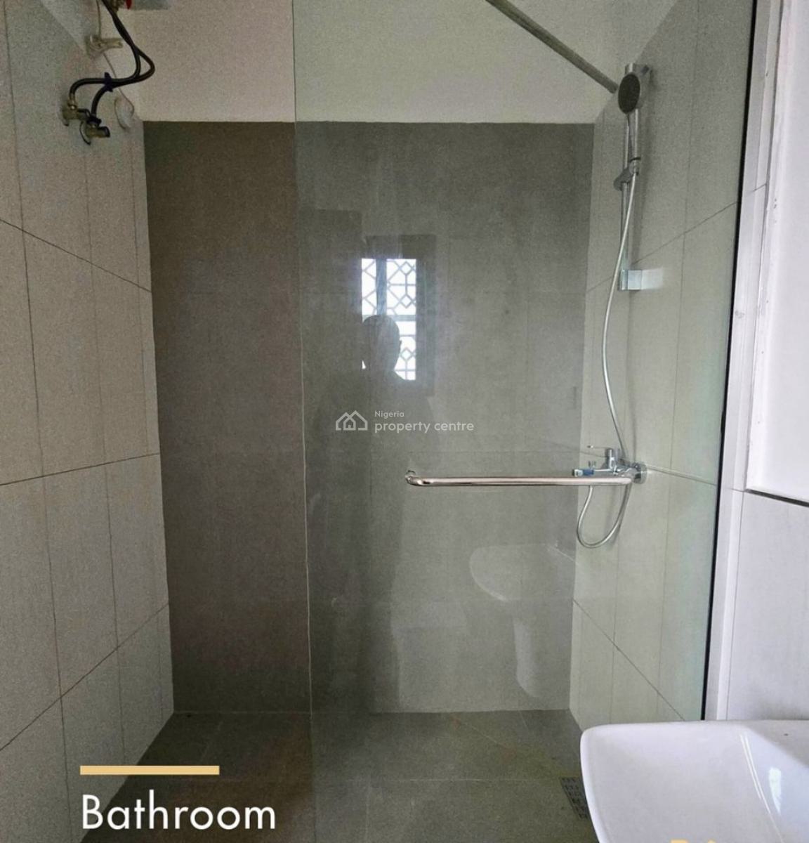 3-bedroom Apartment, Lekki Phase 1, Lekki, Lagos, Flat / Apartment for Sale