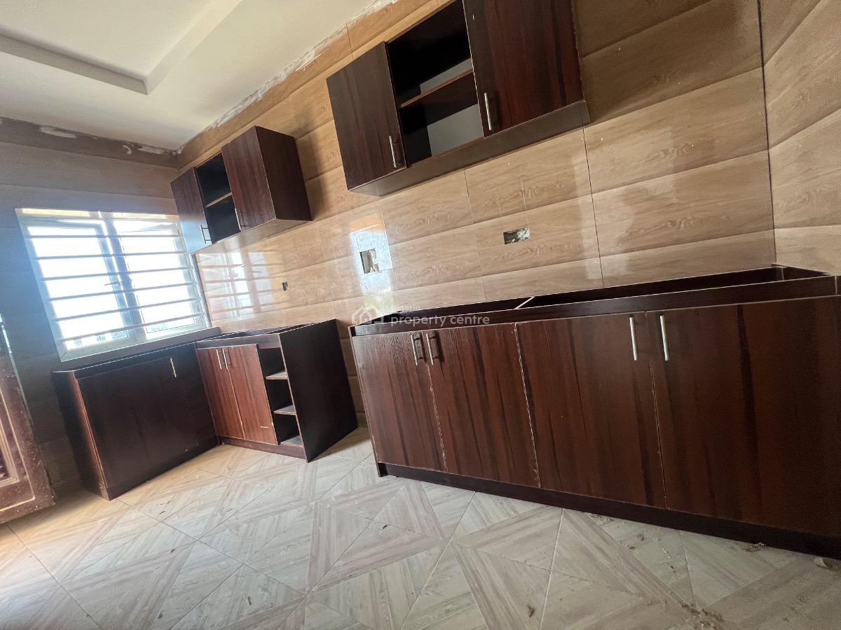 2bedroom Flat, Atlantic View Estate By Metro Homes General Paint Ajah, Ajah, Lagos, Flat / Apartment for Rent