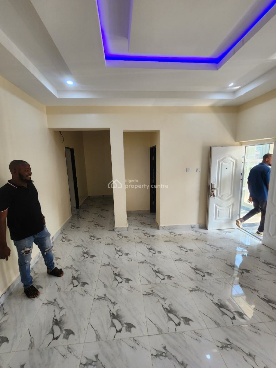 Luxury Two Bedroom Block of Flat., News Engineering, Dawaki, Gwarinpa, Abuja, Flat / Apartment for Rent