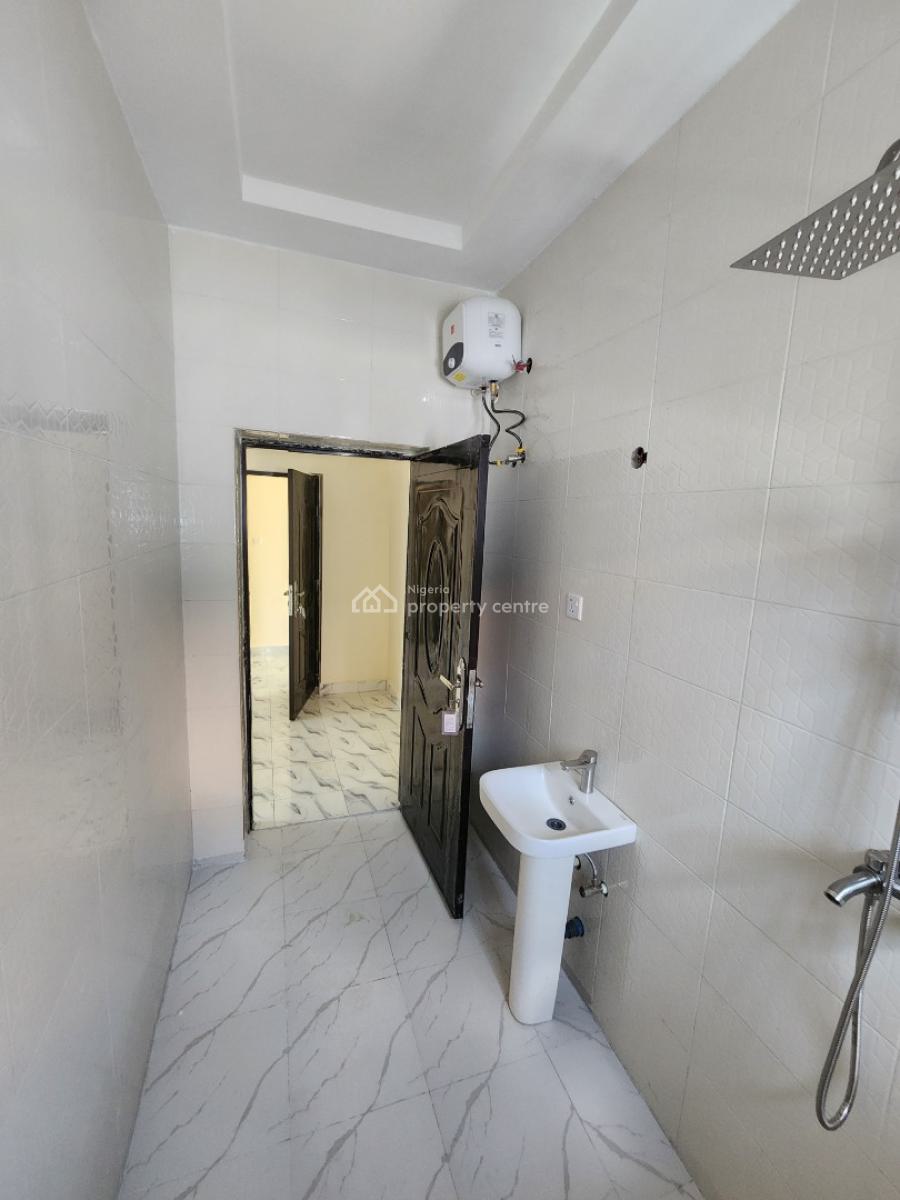 Luxury Two Bedroom Block of Flat., News Engineering, Dawaki, Gwarinpa, Abuja, Flat / Apartment for Rent