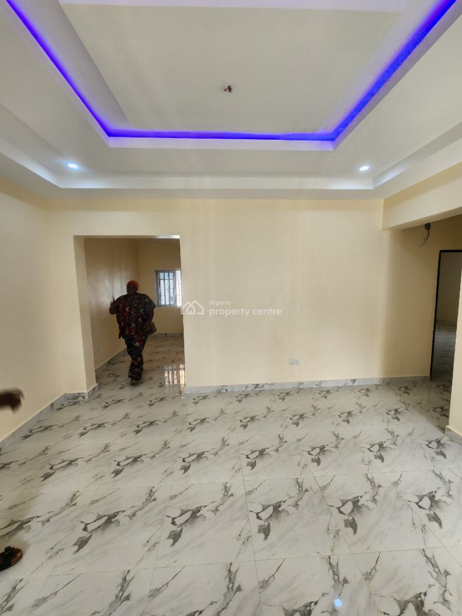 Luxury Two Bedroom Block of Flat., News Engineering, Dawaki, Gwarinpa, Abuja, Flat / Apartment for Rent