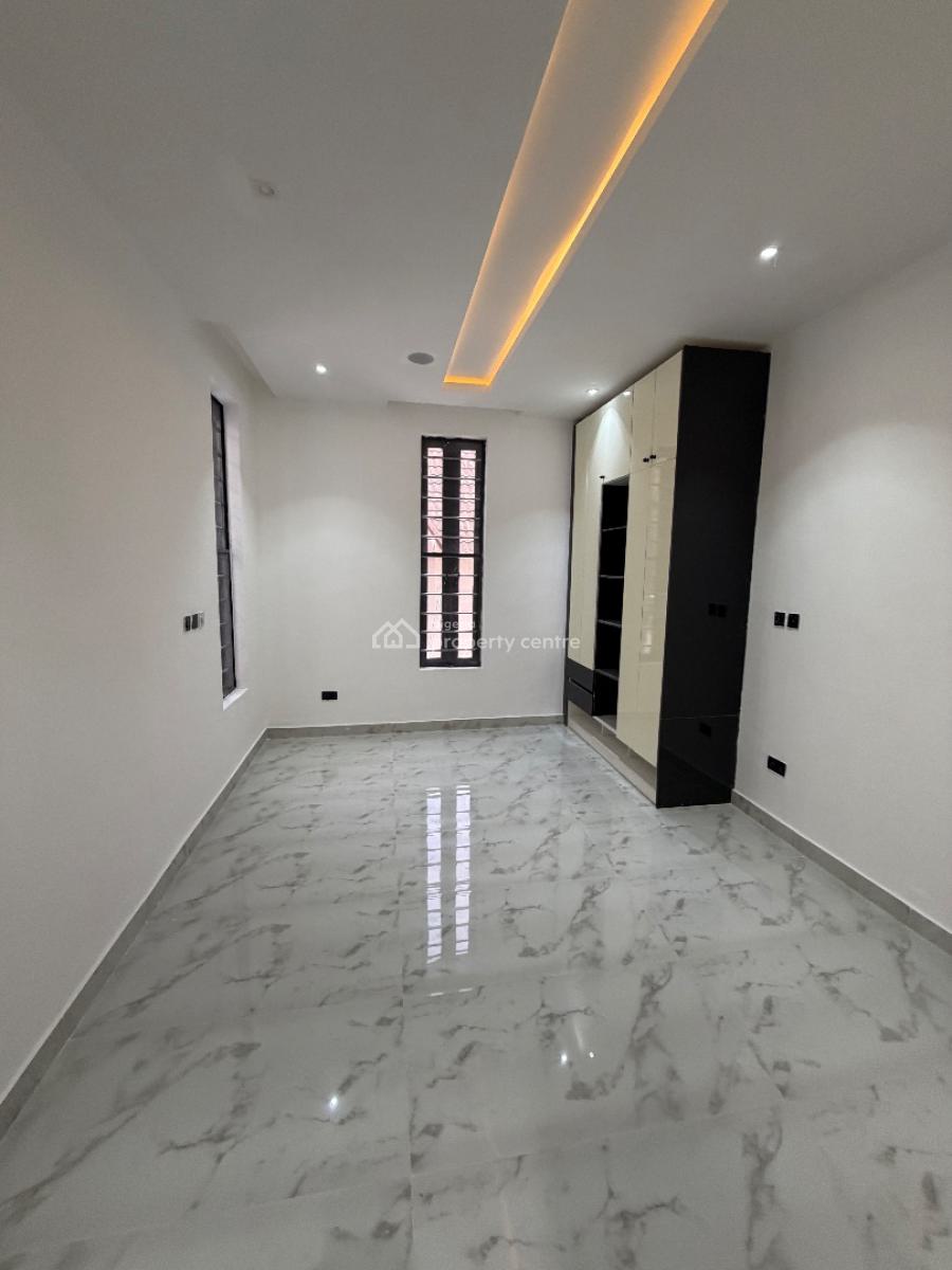 Spacious 5bedroom Fully Detached House with Pool, Idado Estate, Lekki, Lagos, Detached Duplex for Sale