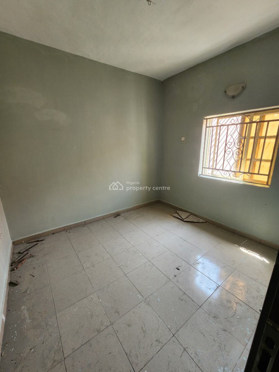 Luxury Two Bedroom Block of Flat, News Engineering, Dawaki, Gwarinpa, Abuja, Flat / Apartment for Rent