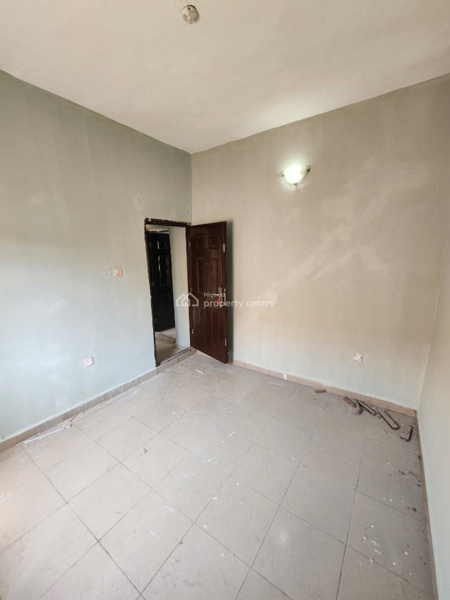 Luxury Two Bedroom Block of Flat, News Engineering, Dawaki, Gwarinpa, Abuja, Flat / Apartment for Rent