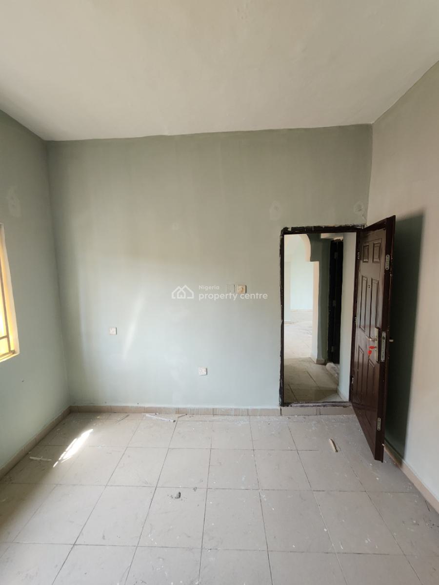 Luxury Two Bedroom Block of Flat, News Engineering, Dawaki, Gwarinpa, Abuja, Flat / Apartment for Rent