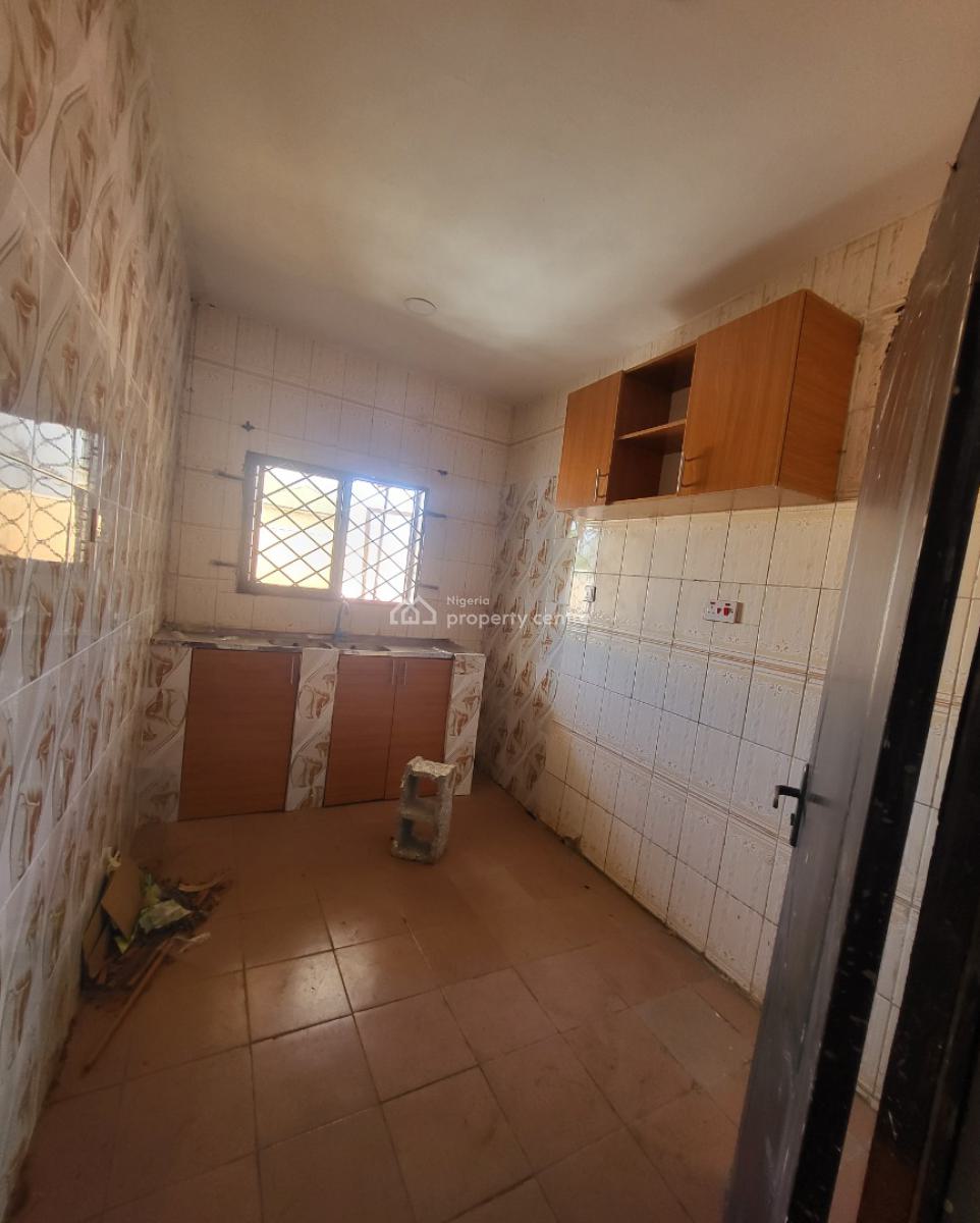 Luxurious Massive 1bedroom Flat, By Old Secteriate, Durumi, Abuja, Flat / Apartment for Rent