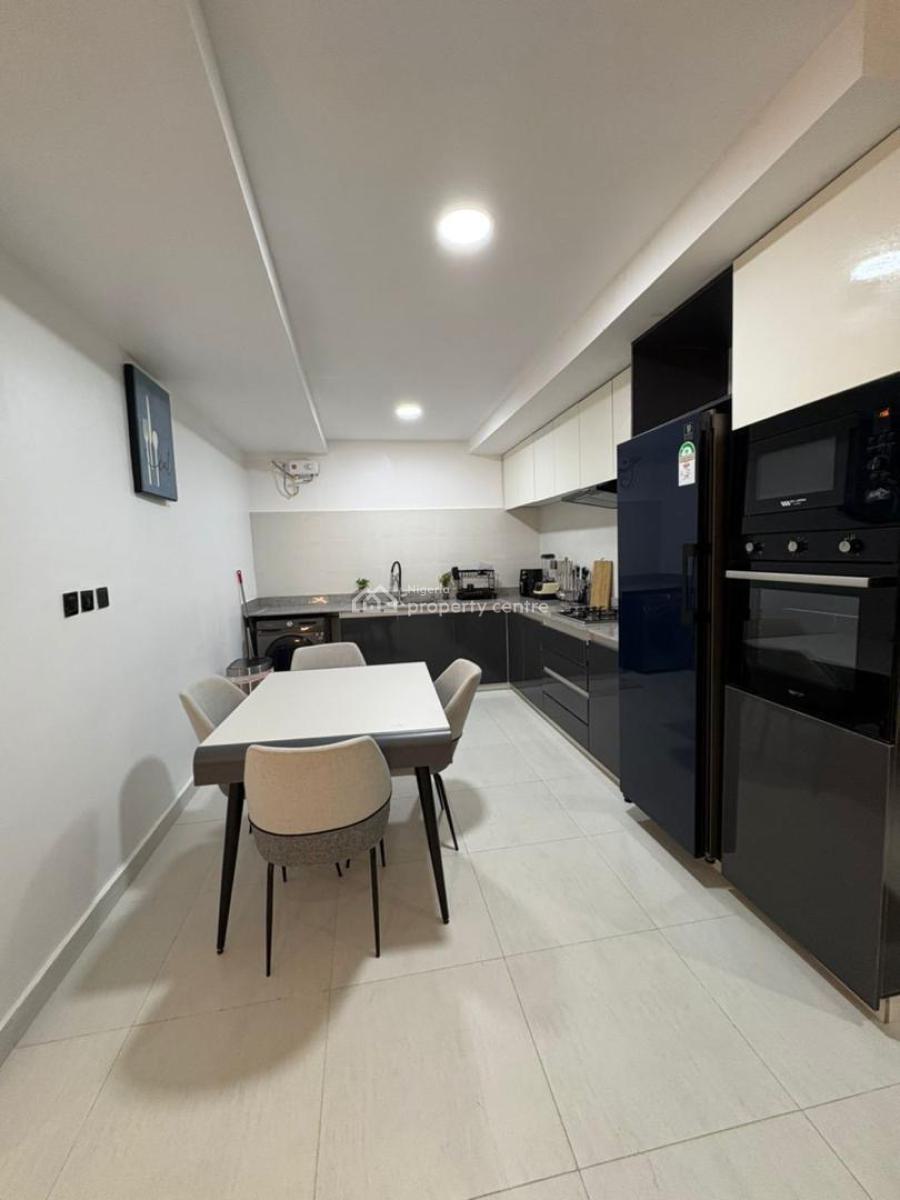 Luxury 3 Bedroom Apartment  with Ps5 (fifa 24, Cod) Snooker  Starlink, Lekki Phase 1, Lekki, Lagos, Flat / Apartment Short Let