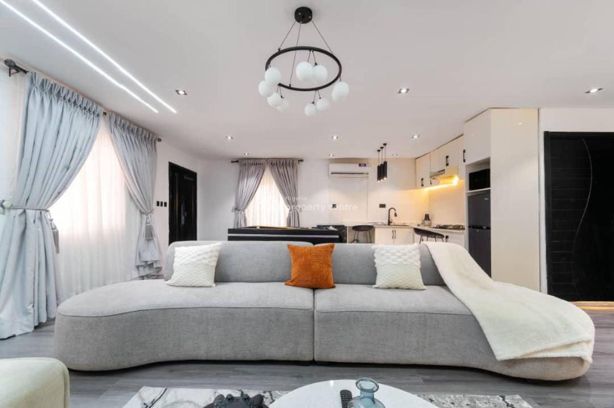 Newly Launched 2 Bedroom with Ps5, Swimming Pool, and Board Games., Lekki Phase 1, Lekki, Lagos, Flat / Apartment Short Let