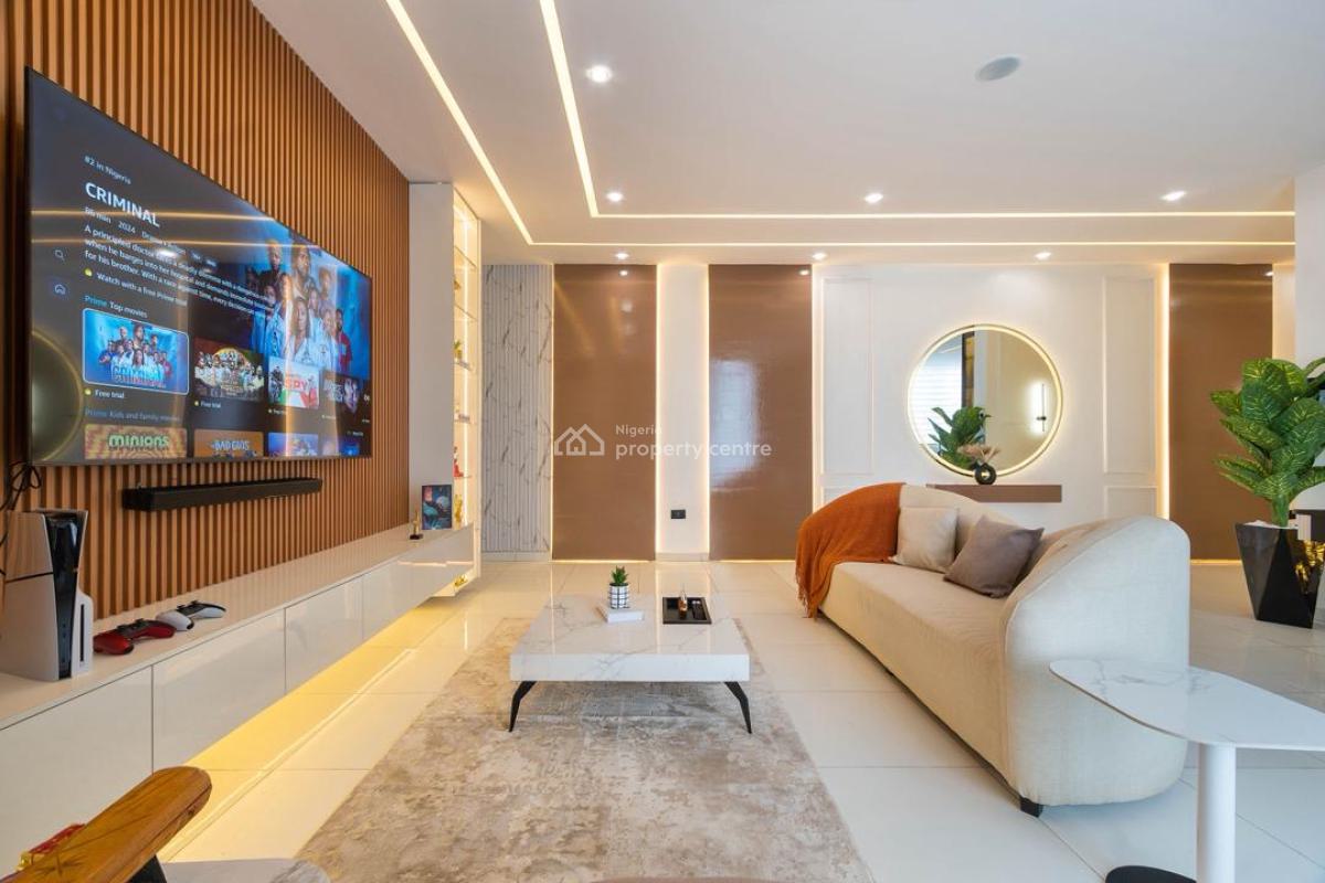 Book This  Cute  and Luxurious 3 Bedroom Apartment Self Compound with, Ikoyi, Lagos, Flat / Apartment Short Let