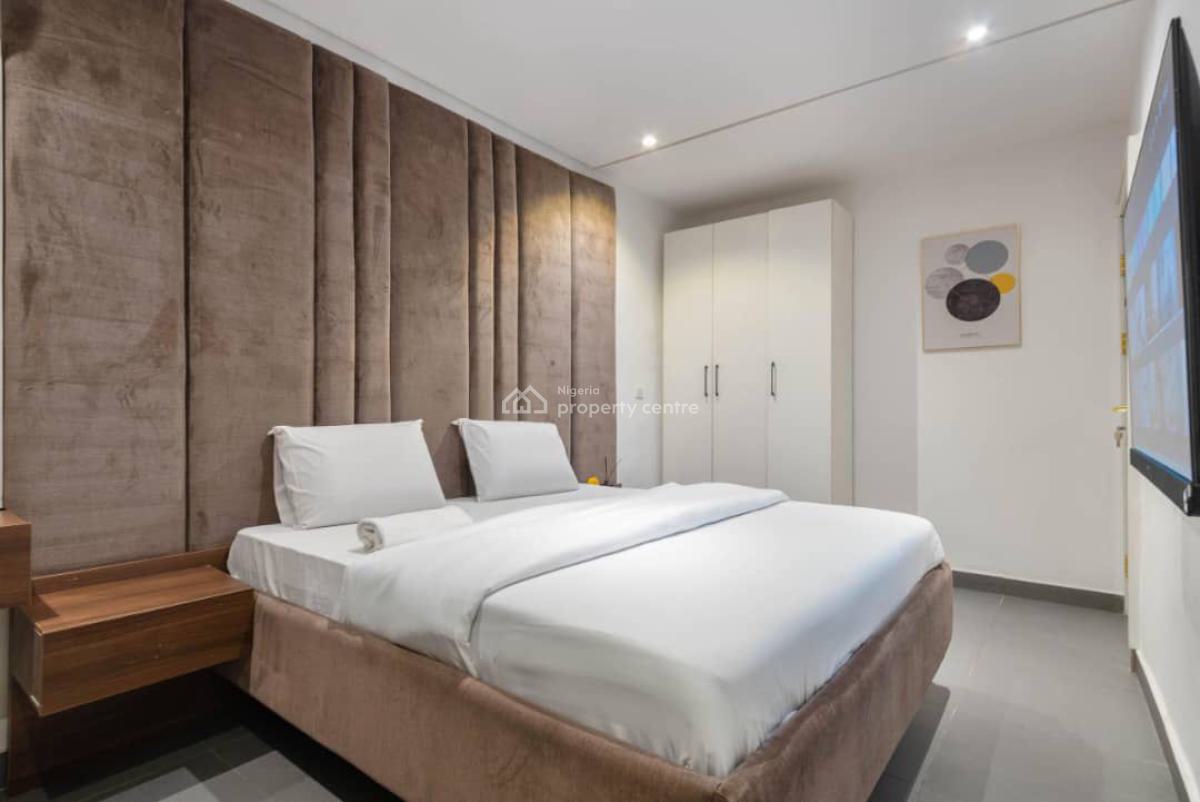 4 Bedroom Terrace Duplex with Double Living Rooms, Snooker Board and, Lekki Phase 1, Lekki, Lagos, Flat / Apartment Short Let