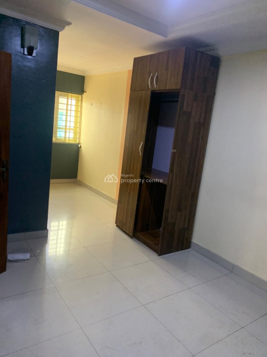 Well Maintained and Massive 3bed Room Duplex, Maple Court , Orchid Road Lekki, Lekki Expressway, Lekki, Lagos, Terraced Duplex for Rent
