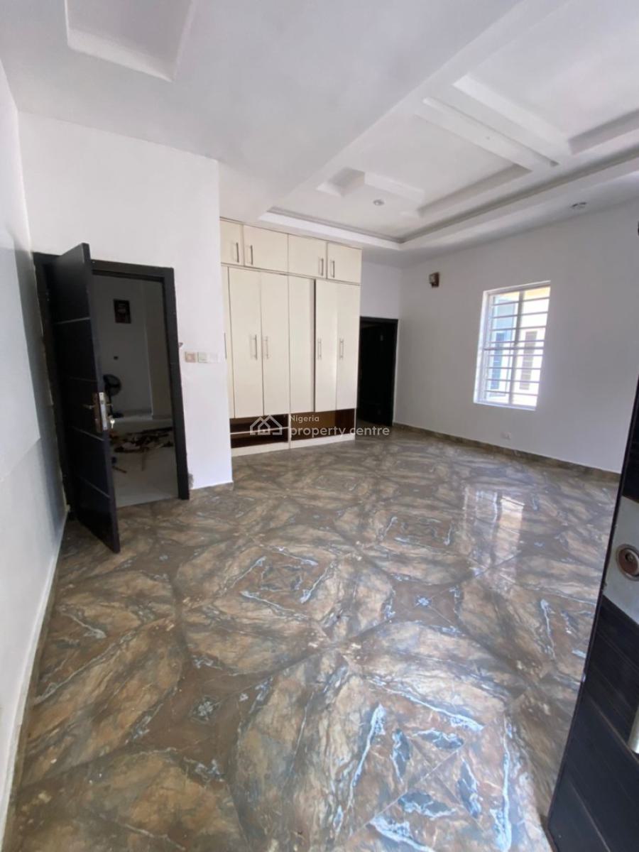 Spacious Master Bedroom in a Shared Apartment, Osapa London Lekki Lagos, Osapa, Lekki, Lagos, Flat / Apartment for Rent