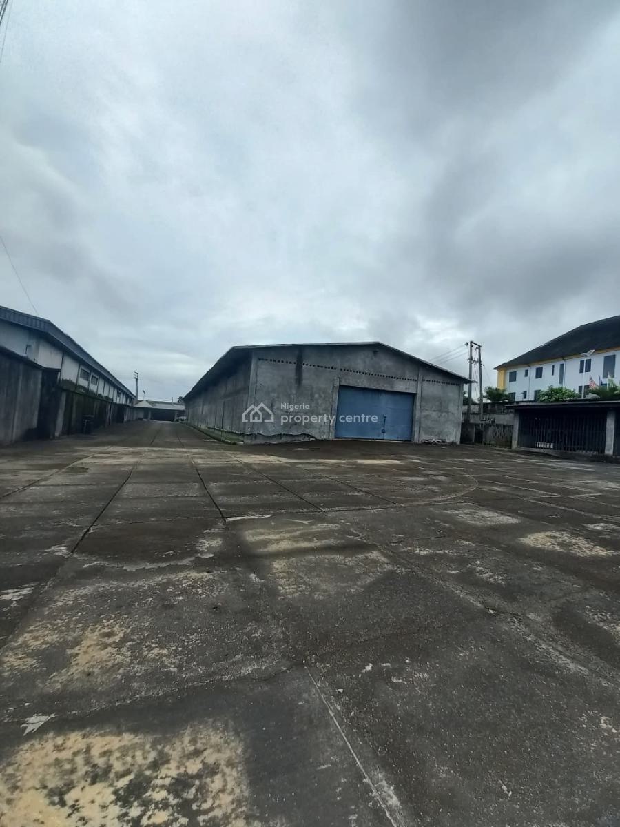 Standard Warehouse in a Well Located Environment, Peter Odili Road Trans Amadi, Trans Amadi, Port Harcourt, Rivers, Warehouse for Sale