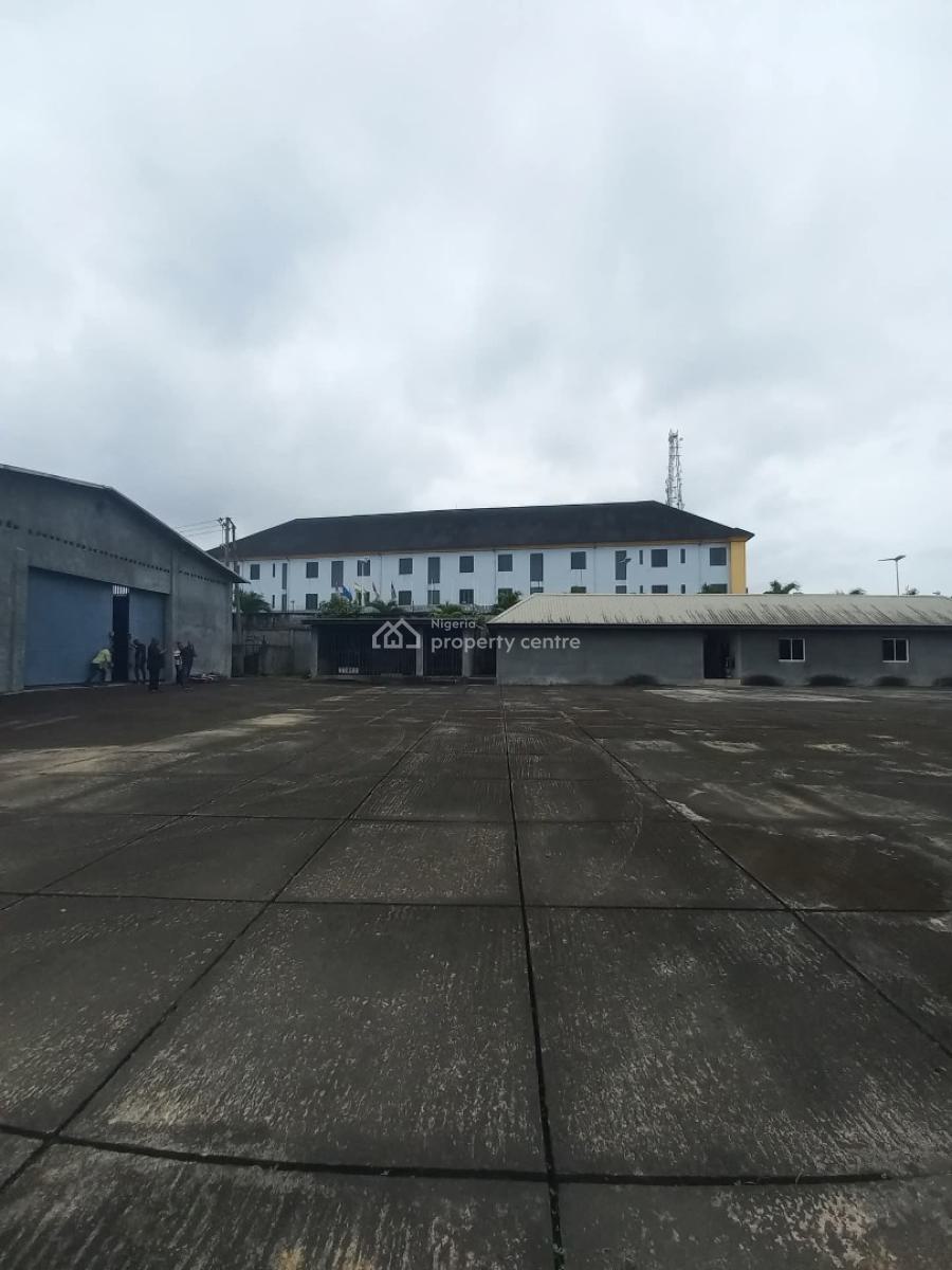 Standard Warehouse in a Well Located Environment, Peter Odili Road Trans Amadi, Trans Amadi, Port Harcourt, Rivers, Warehouse for Sale
