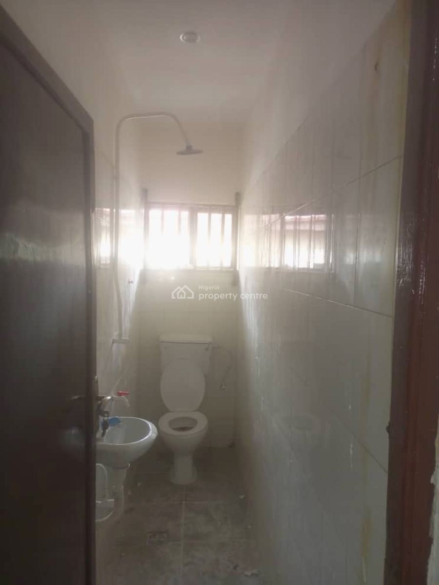 Luxury 3 Bedroom Apartment, Gra Phase 1, Magodo, Lagos, Flat / Apartment for Rent