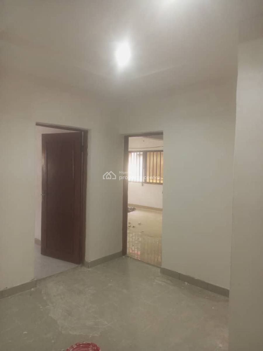 Luxury 3 Bedroom Apartment, Gra Phase 1, Magodo, Lagos, Flat / Apartment for Rent