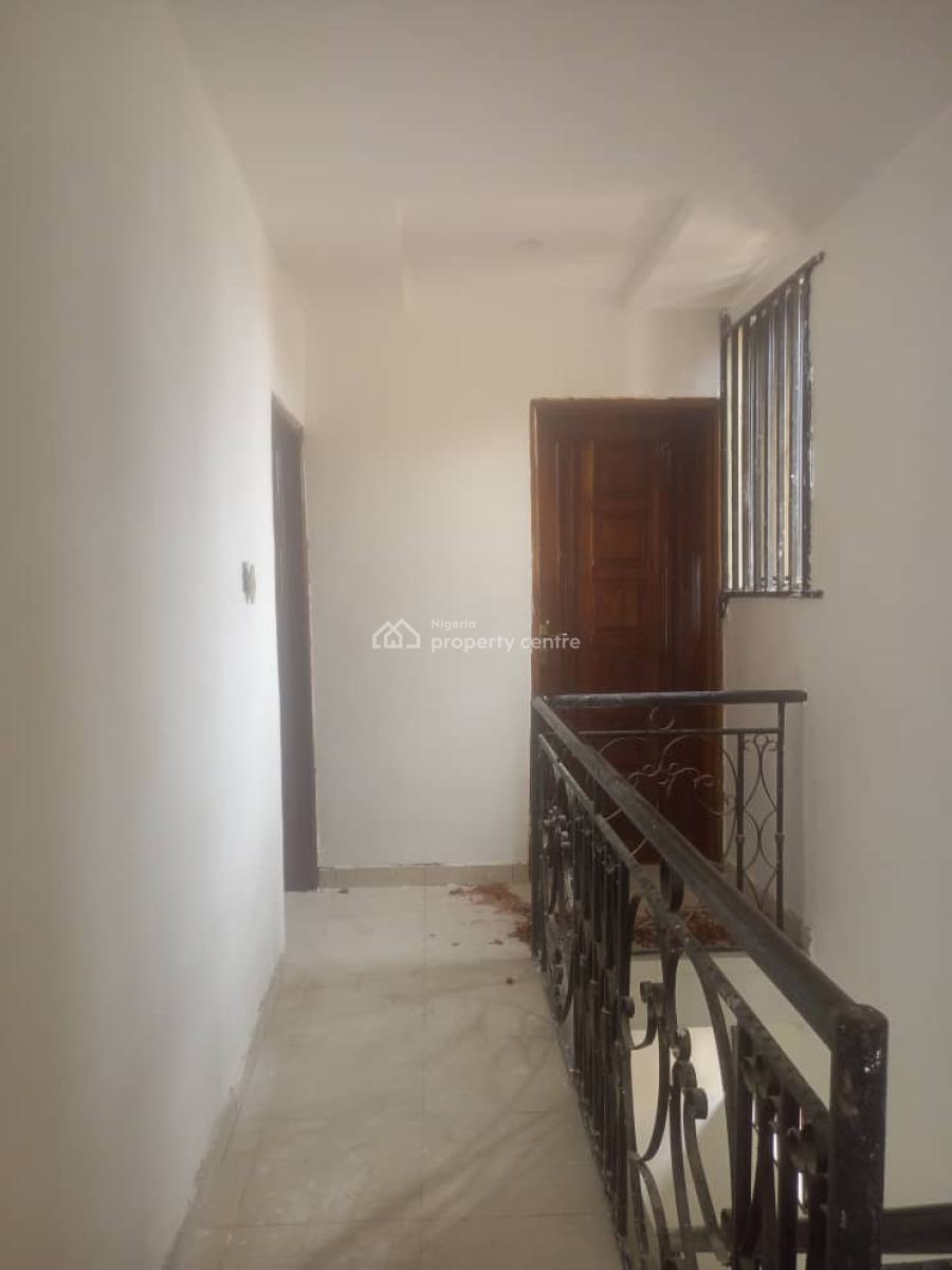 Luxury 3 Bedroom Apartment, Gra Phase 1, Magodo, Lagos, Flat / Apartment for Rent