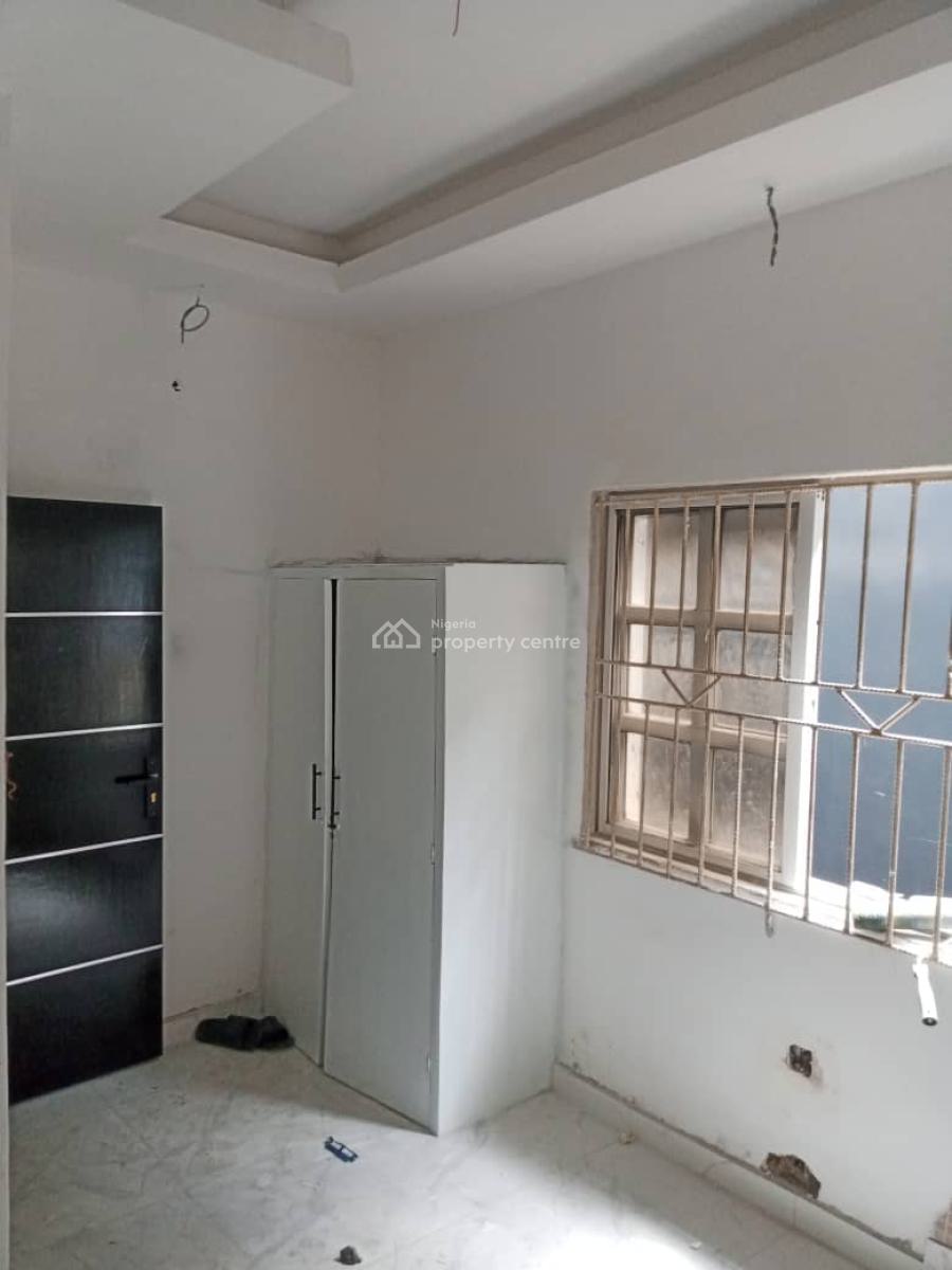 Very Lovely 3 Bedroom Flat, Gra Phase 1, Magodo, Lagos, Flat / Apartment for Rent