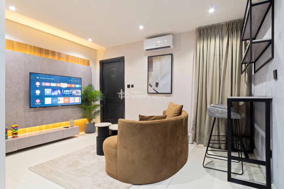Luxury 1 Bedroom Apartment, Lekki Phase 1, Lekki, Lagos, Flat / Apartment Short Let