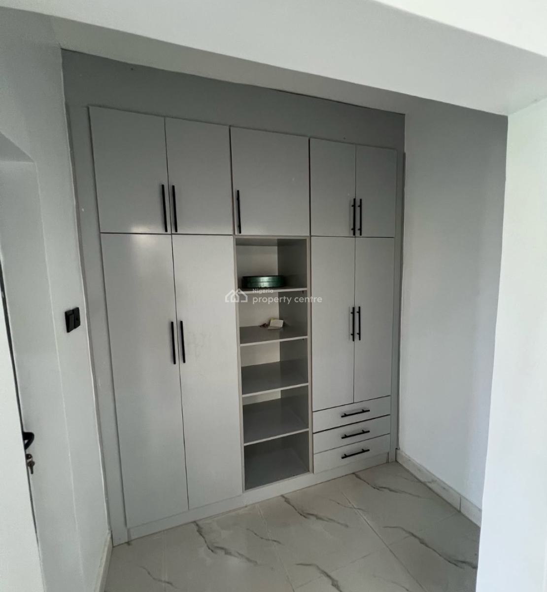 3 Bedroom Contemporary Bungalow All En Suite, Trans Ekulu, Enugu, Enugu, Detached Bungalow for Sale