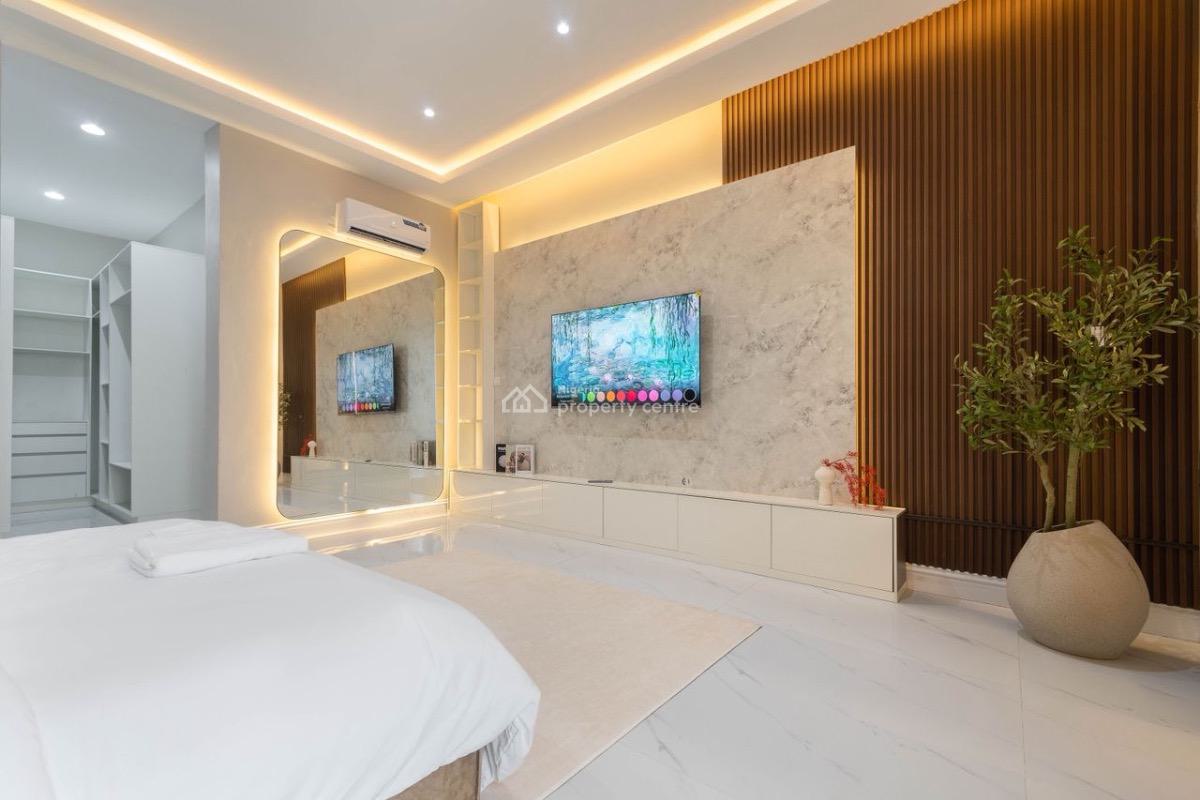 Luxury Three Bedroom with Premium Features, Lekki Phase 1, Lekki, Lagos, Flat / Apartment Short Let
