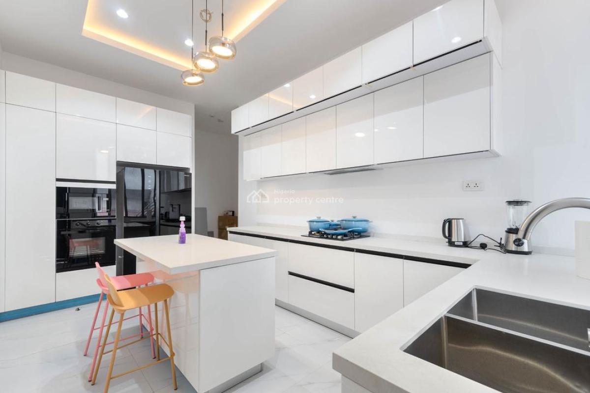 Luxury Three Bedroom with Premium Features, Lekki Phase 1, Lekki, Lagos, Flat / Apartment Short Let