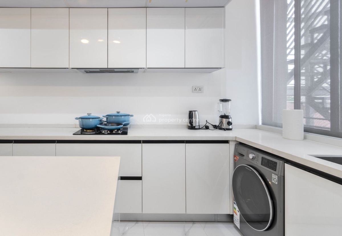 Luxury Three Bedroom with Premium Features, Lekki Phase 1, Lekki, Lagos, Flat / Apartment Short Let