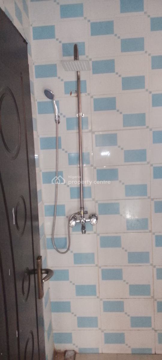 a Spacious Room, Chevron Drive, Bera Estate, Chevron, Lekki, Lagos, Self Contain (single Rooms) for Rent