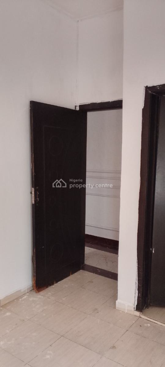 a Spacious Room, Chevron Drive, Bera Estate, Chevron, Lekki, Lagos, Self Contain (single Rooms) for Rent
