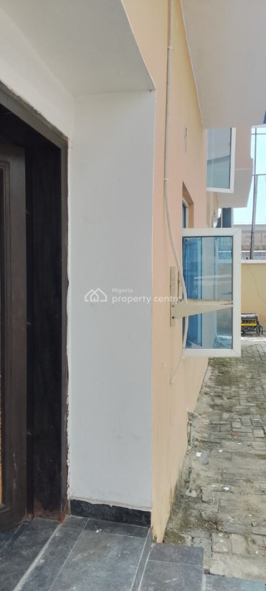 a Very Spacious Mini Flat, Chevron Drive, Bera Estate, Chevron, Lekki, Lagos, Mini Flat (room and Parlour) for Rent