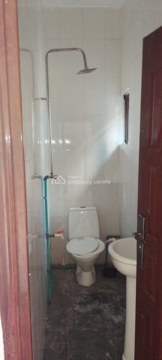 a Very Spacious Mini Flat, Chevron Drive, Bera Estate, Chevron, Lekki, Lagos, Mini Flat (room and Parlour) for Rent