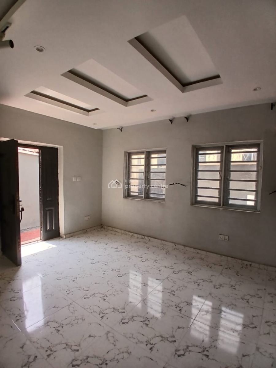 Decent and Spacious 2 Bedroom Apartment, Ogudu, Lagos, Flat / Apartment for Rent