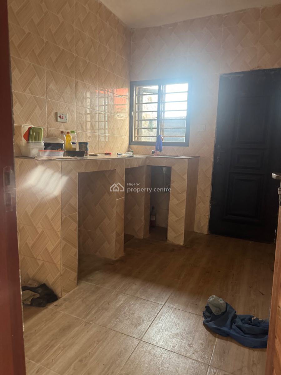 Pop Room and Parlour Self, Pressy Close, Igbogbo, Ikorodu, Lagos, Mini Flat (room and Parlour) for Rent