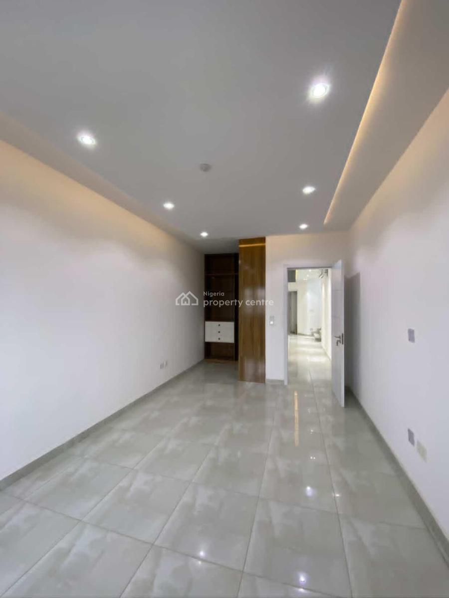 Luxury Massive 4 Bedroom Duplex with a Bq in a Secured Estate, Cowrie Creek, Ikate, Lekki, Lagos, Semi-detached Duplex for Sale