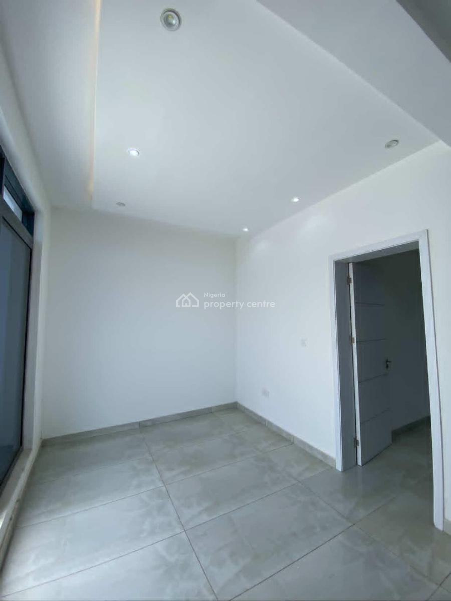 Luxury Massive 4 Bedroom Duplex with a Bq in a Secured Estate, Cowrie Creek, Ikate, Lekki, Lagos, Semi-detached Duplex for Sale