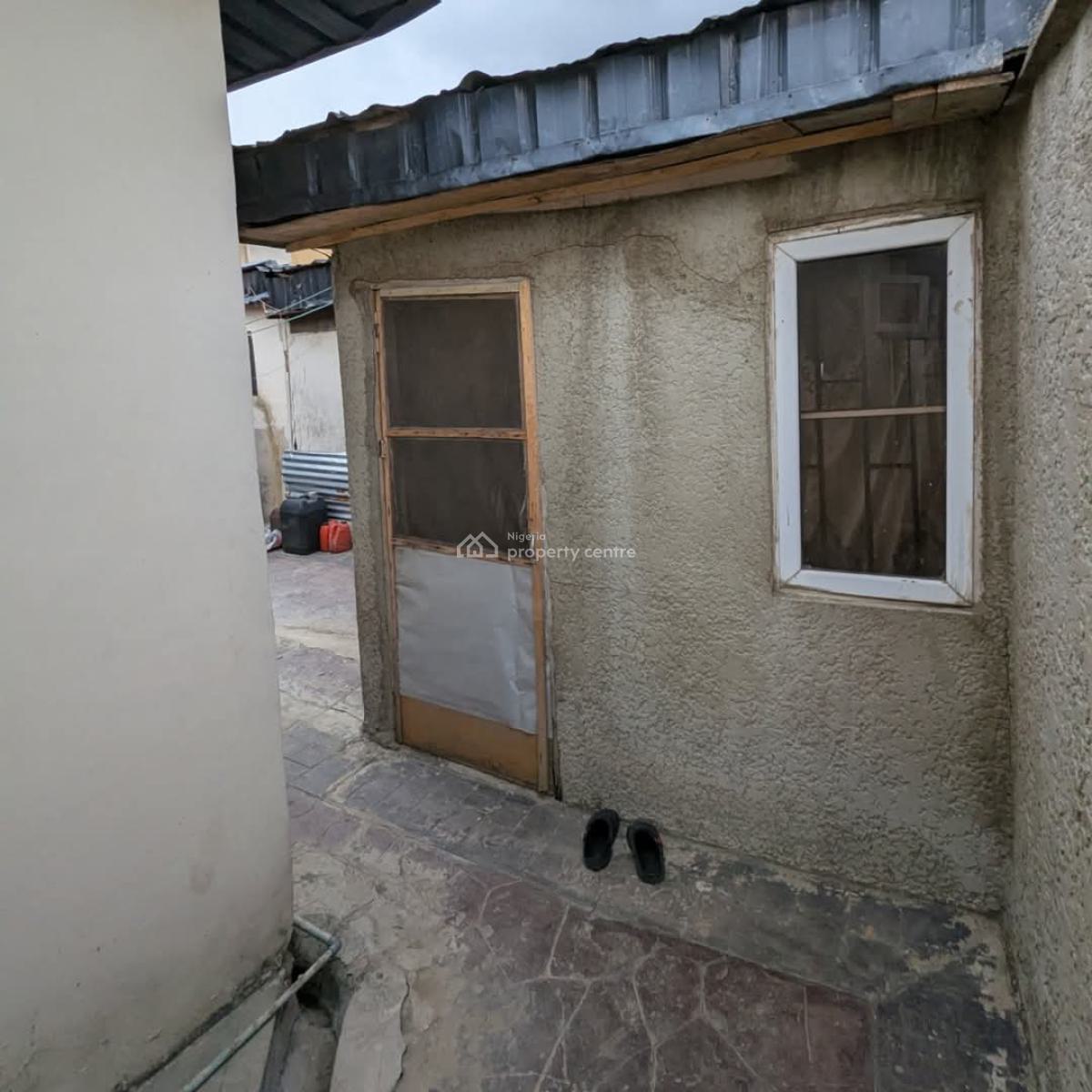 3 Bedroom Ensuite Bungalow with Bq Land Size - 243 Square Meters, Ikosi Ketu, Ikosi, Ketu, Lagos, Terraced Bungalow for Sale