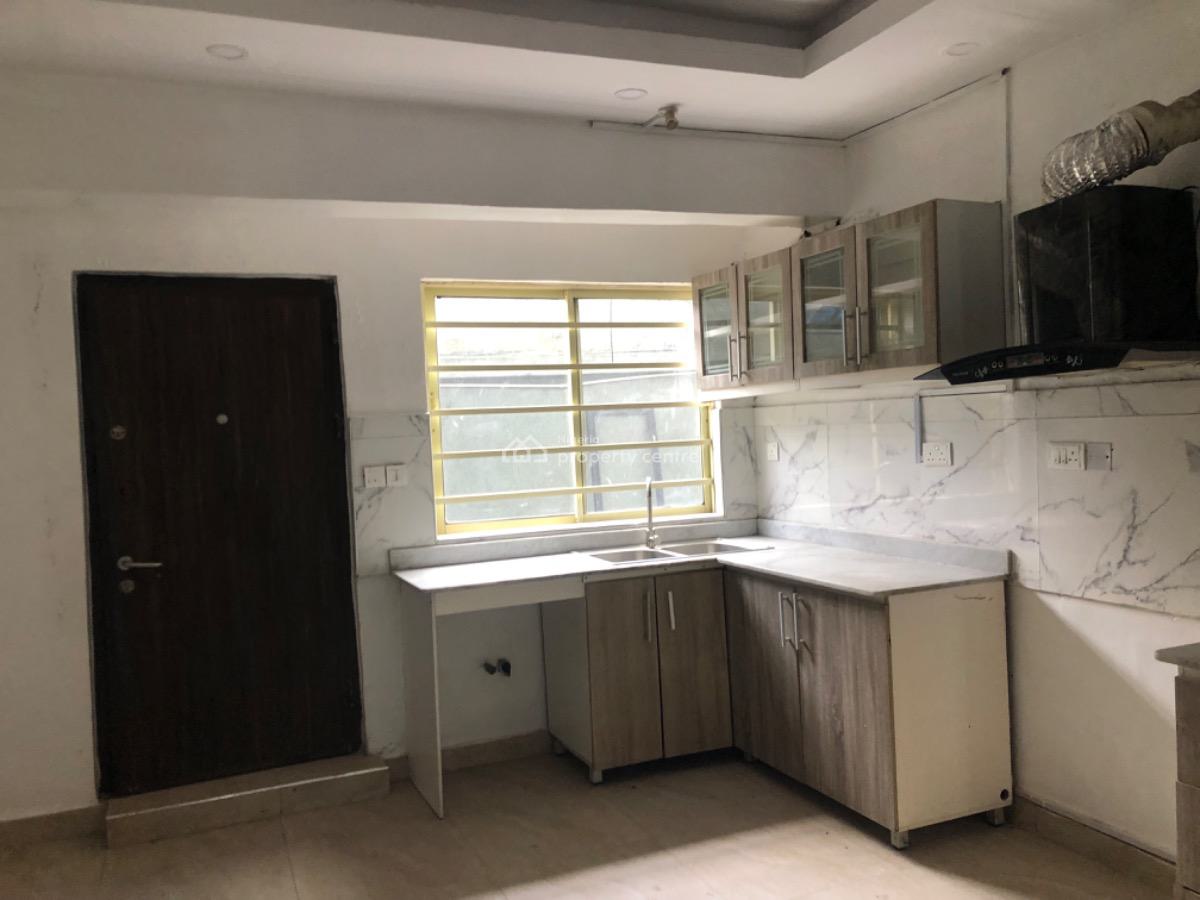 Executive 4 Bedroom Duplex with a Room Bq, Off Adeniran Ogunsanaya, Adeniran Ogunsanya, Surulere, Lagos, Semi-detached Duplex for Rent