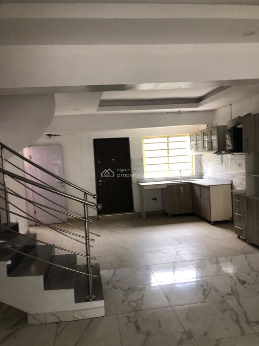 Executive 4 Bedroom Duplex with a Room Bq, Off Adeniran Ogunsanaya, Adeniran Ogunsanya, Surulere, Lagos, Semi-detached Duplex for Rent