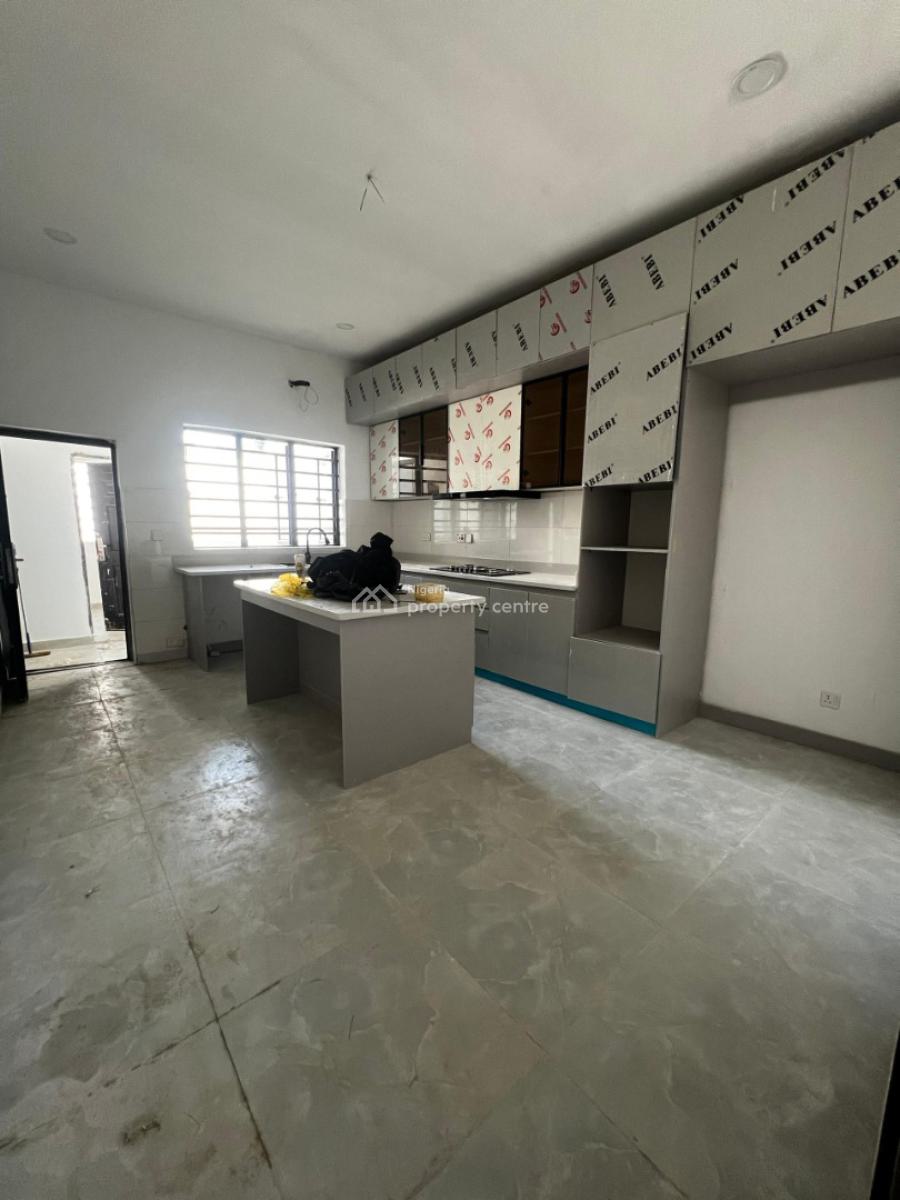 3 Bedroom Apartment, Lekki Phase 1, Lekki, Lagos, Flat / Apartment for Sale