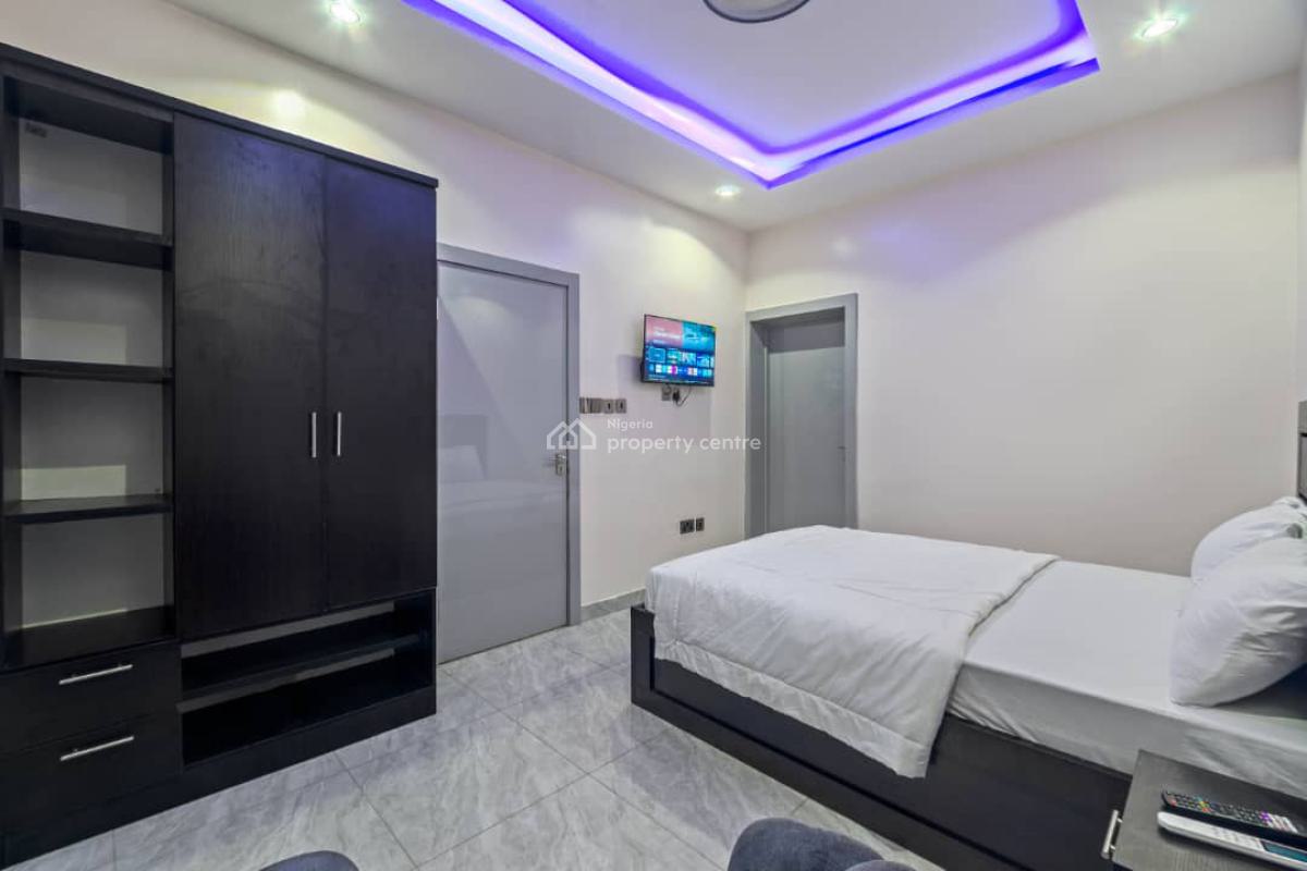 Tasteful 5 Bedroom Detached House with Snooker Board, 17, Furo Ezimora Street, Lekki Phase 1, Lekki Phase 1, Lekki, Lagos, Detached Duplex Short Let