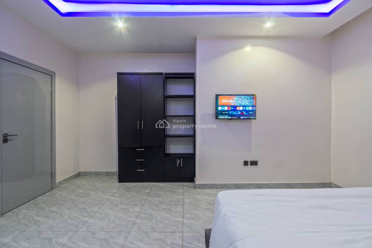 Tasteful 5 Bedroom Detached House with Snooker Board, 17, Furo Ezimora Street, Lekki Phase 1, Lekki Phase 1, Lekki, Lagos, Detached Duplex Short Let