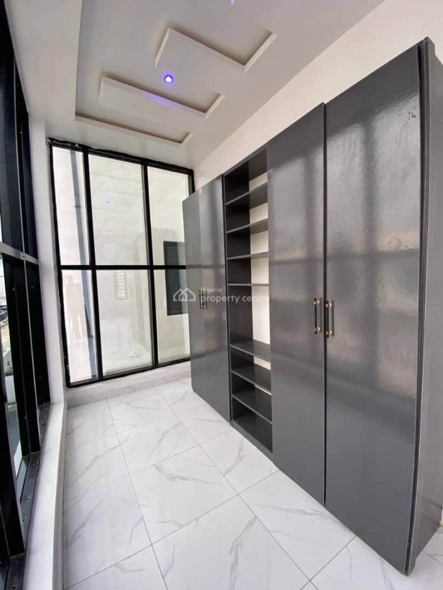 Glamorous 5 Bedroom Fully Detached Duplex with Ensuite Rooms, Lovely 5 Bedroom Fully Detached Duplex with Ample Parking Space, Ajah, Lagos, Detached Duplex for Sale