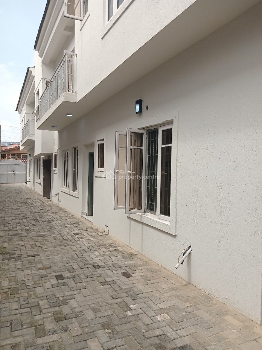 Nice and Spacious 2bedroom Flat in a Code Access Estate, Lekki Phase 1 Code Access Estate, Lekki, Lagos, Flat / Apartment for Rent