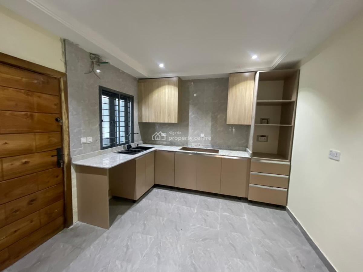 Modern 3-bedroom Flat & 4-bedroom Penthouse, Lekki Phase 1, Lekki, Lagos, House for Rent
