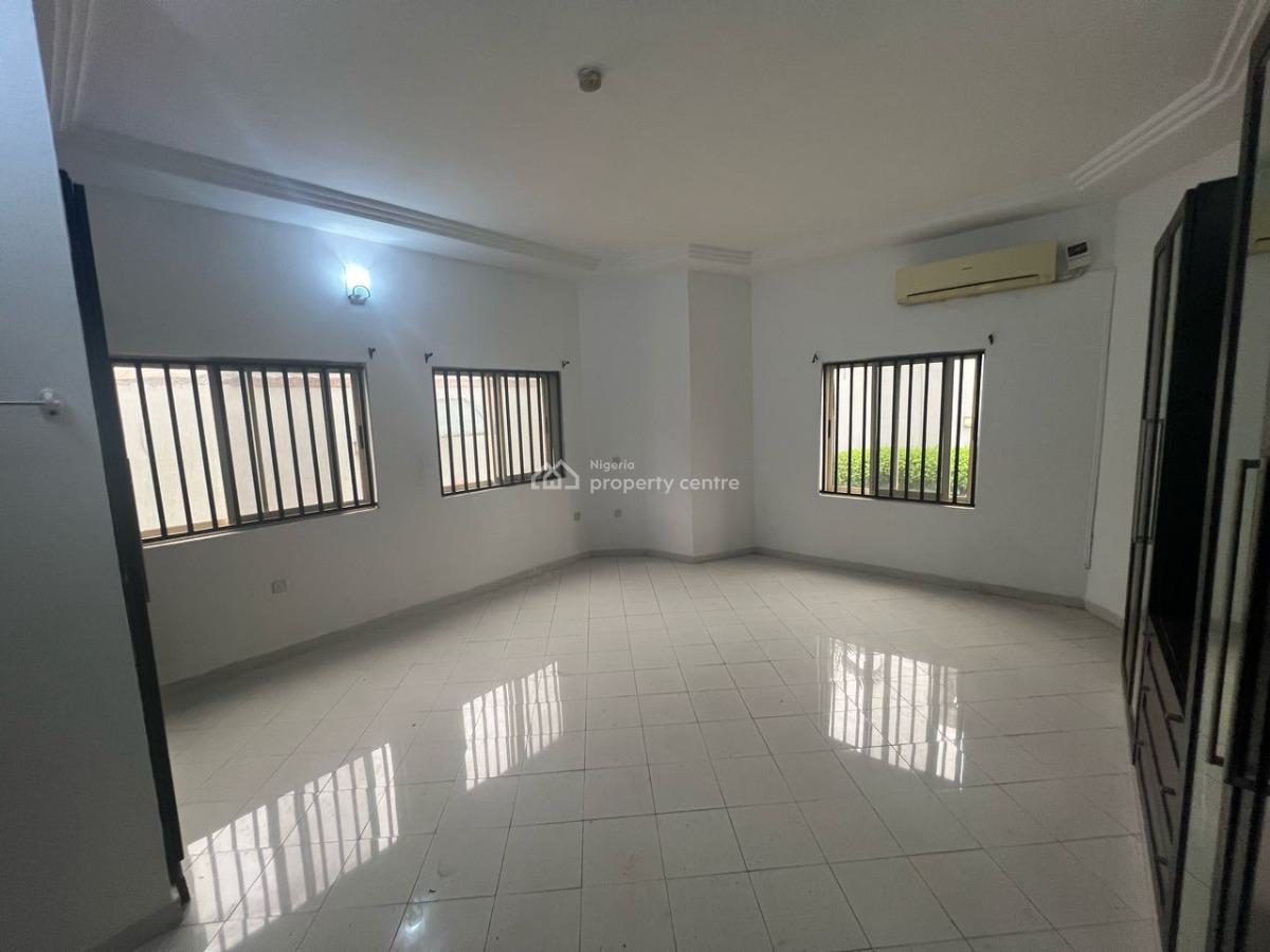 Luxury 3 Bedroom Apartment with Bq, Lekki Phase 1, Lekki, Lagos, Flat / Apartment for Rent