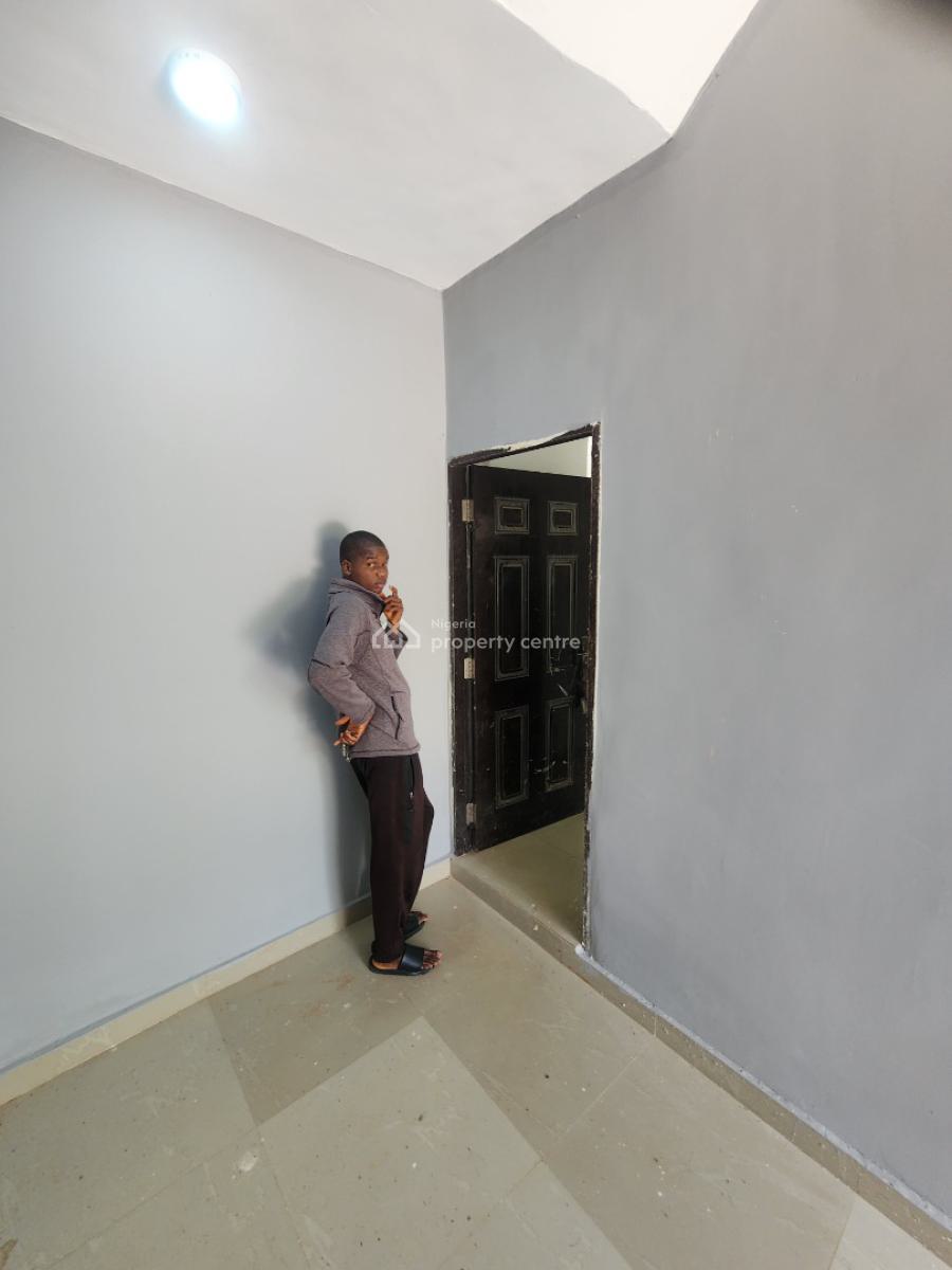 Luxury Selfcon, News Engineering Dawaki, Dawaki, Gwarinpa, Abuja, Self Contain (single Rooms) for Rent