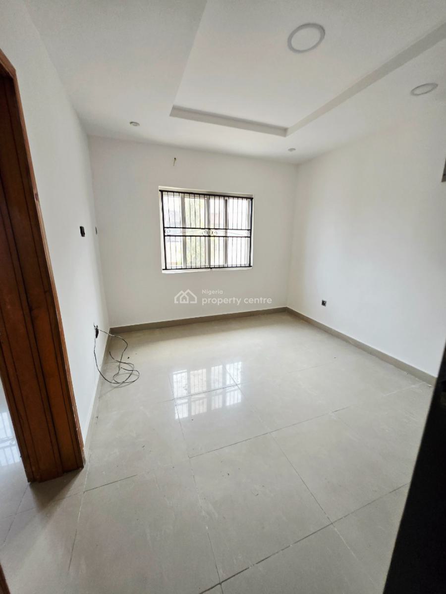 3 Bedroom Duplex, Lekki Phase 1, Lekki, Lagos, Office Space for Rent