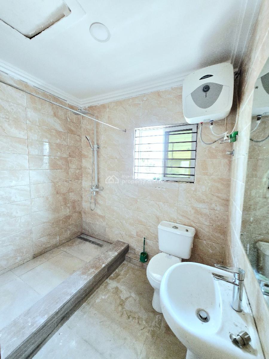 3 Bedroom Duplex, Lekki Phase 1, Lekki, Lagos, Office Space for Rent