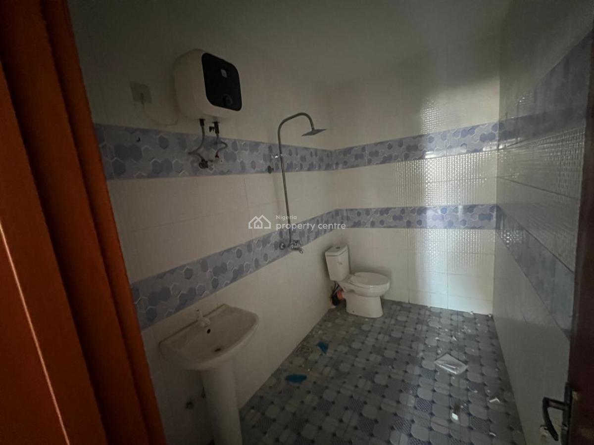 7 Unit of 3 Bedroom Apartment Plus 3 Unit of 2 Bedroom Apartment, Lekki Phase 1, Lekki, Lagos, Flat / Apartment for Rent